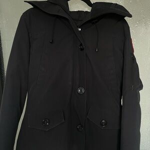 Canada Goose Montebello Parka Navy Blue Women’s Large Authentic